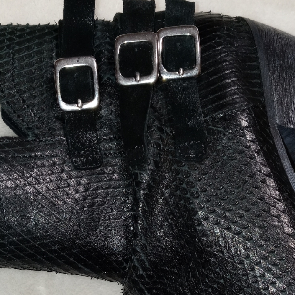 Eric Michael Carlita Black Python Textured Ankle … - image 5